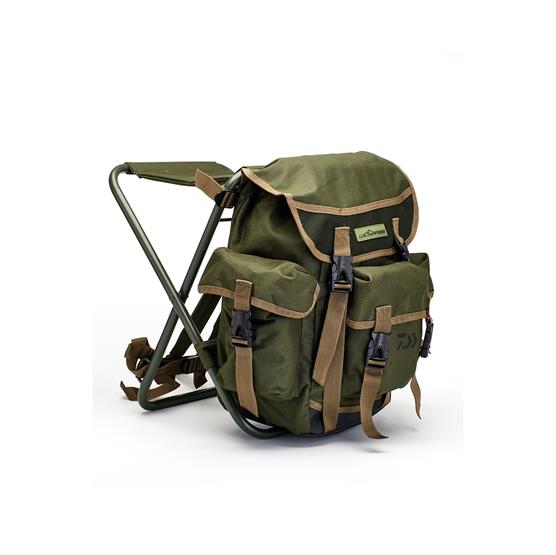 Daiwa Wilderness Game Rygsæk med Foldestol - Tilbud!