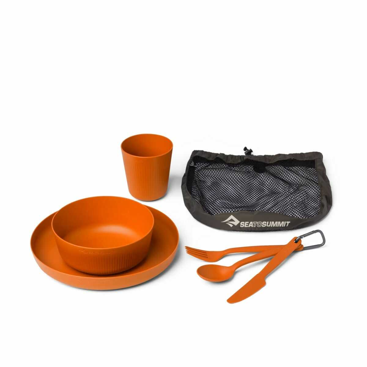 Camp Dinnerware Set    Pieces