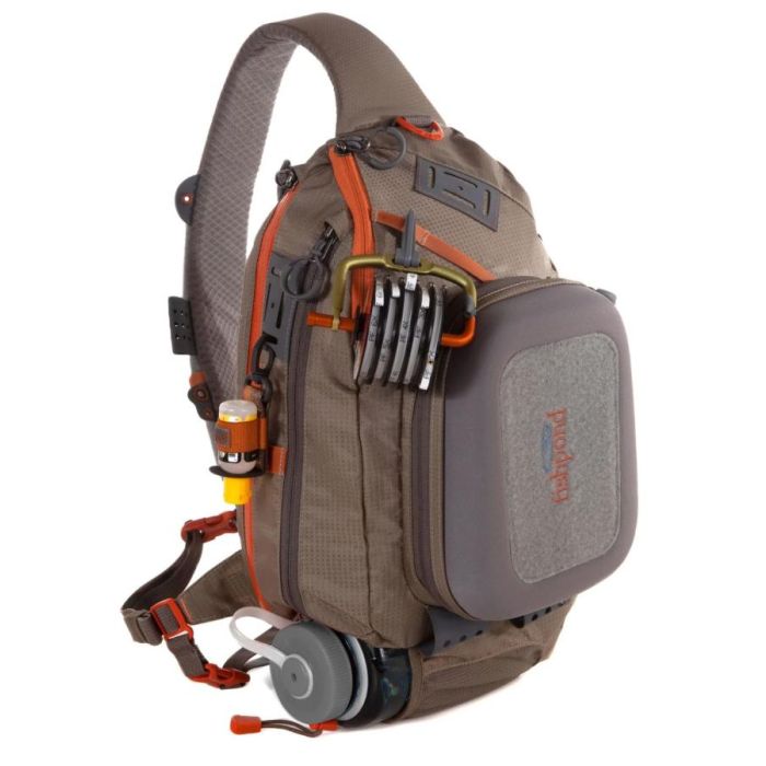 Fishpond Summit Sling    Gravel